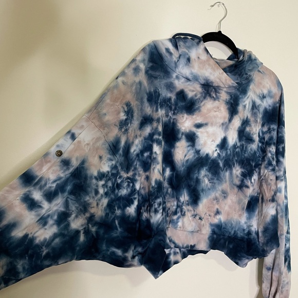 SOLD Tie Dye Cropped Hoodie - Picture 4 of 5